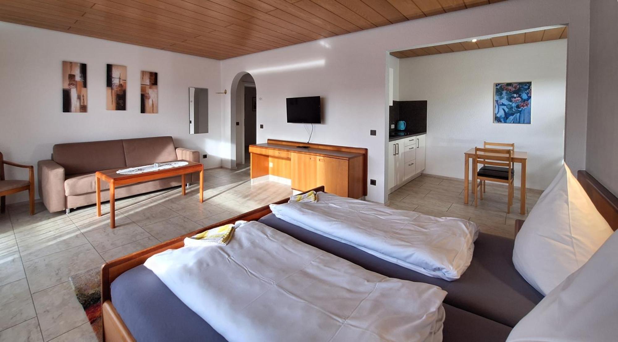 Hotel Garni Sebastian Kirrweiler  المظهر الخارجي الصورة