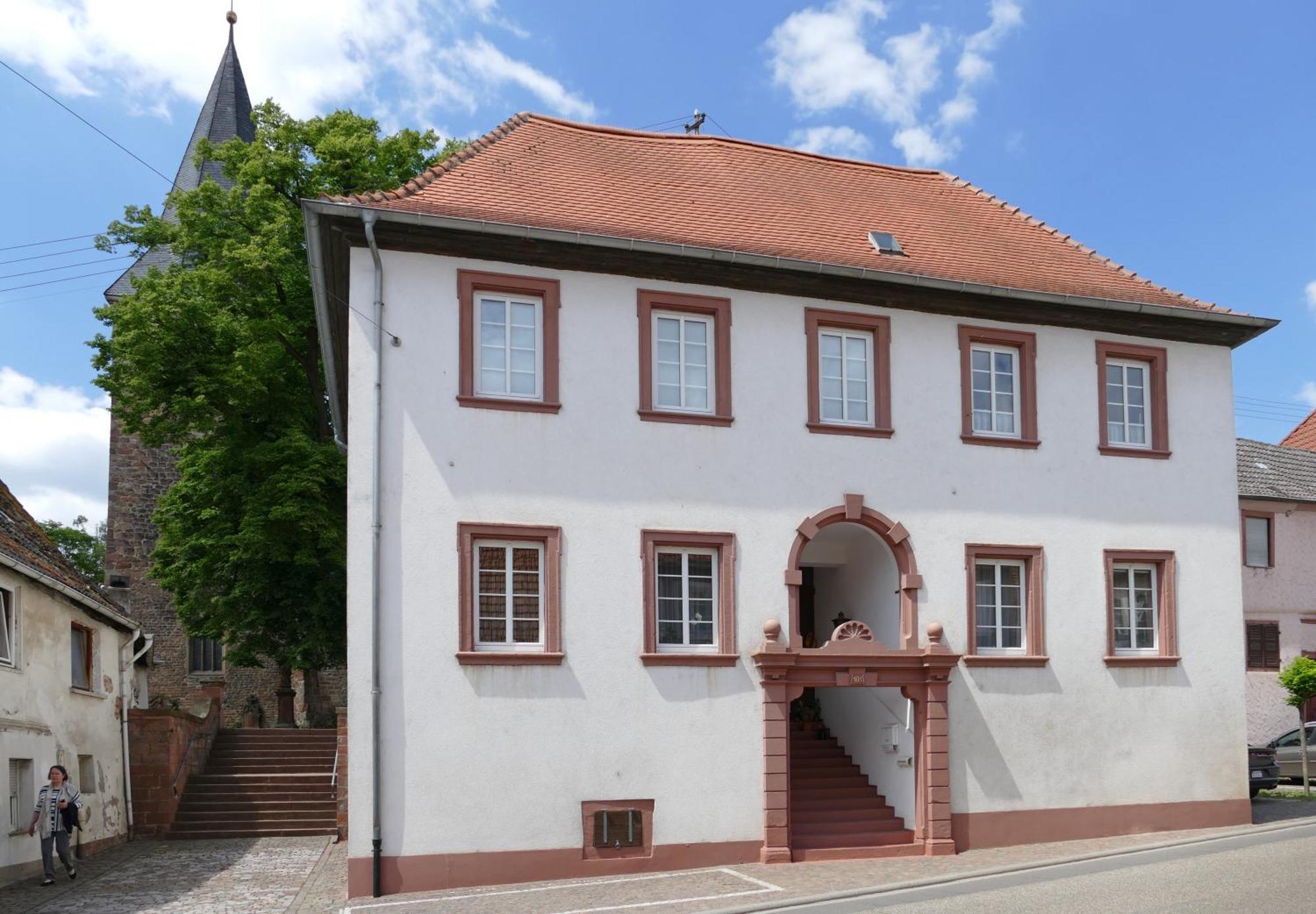 Hotel Garni Sebastian Kirrweiler  المظهر الخارجي الصورة